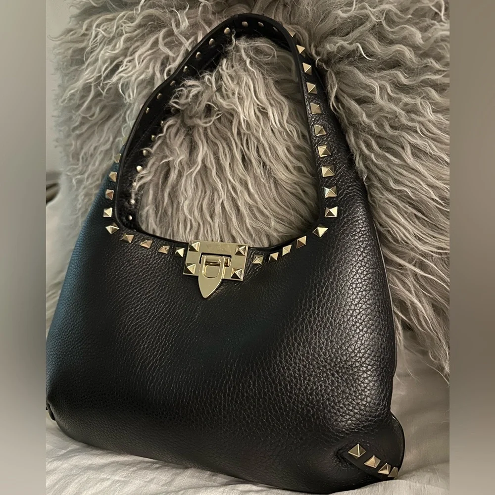Valentino Garavani Rockstud Hobo Bag Flip Lock - Picture 1 of 14